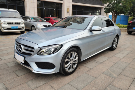梅州二手奔驰C级 2016款 C 180 L 运动型