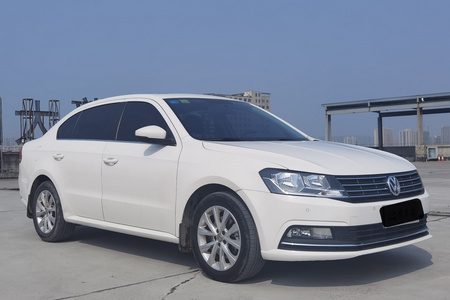 襄阳二手大众朗逸 2017款 230TSI 双离合 舒适版