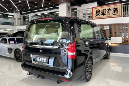 北京二手奔驰V级 2017款 奔驰V级（进口）2.0L 中东版