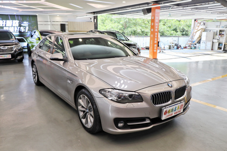 广州二手宝马5系 2014款 528Li 2.0T 手自一体 领先型